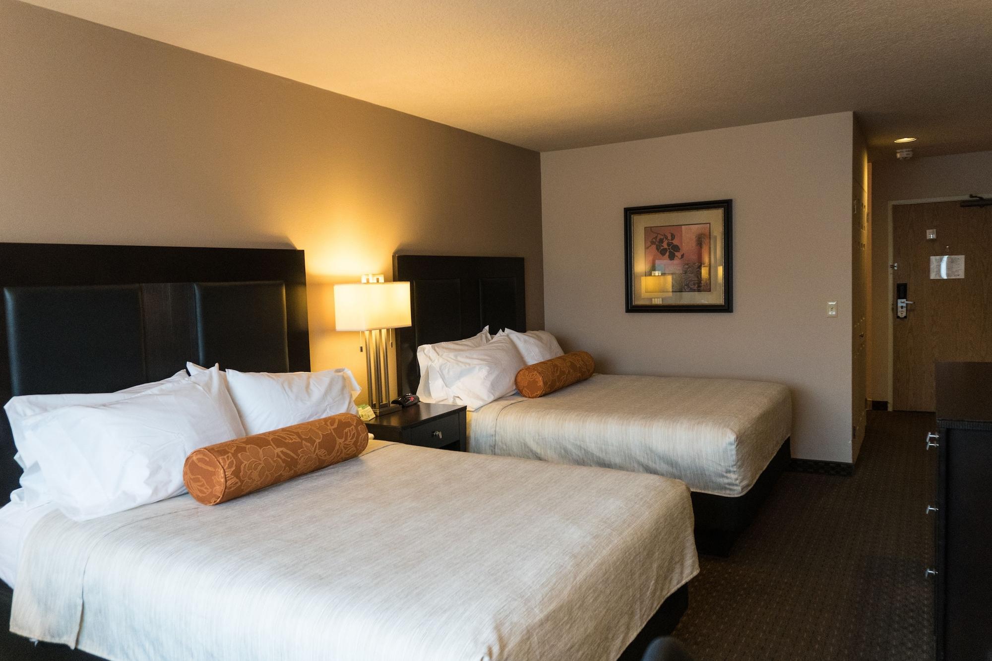 Monarch Hotel & Conference Center Clackamas Exterior photo