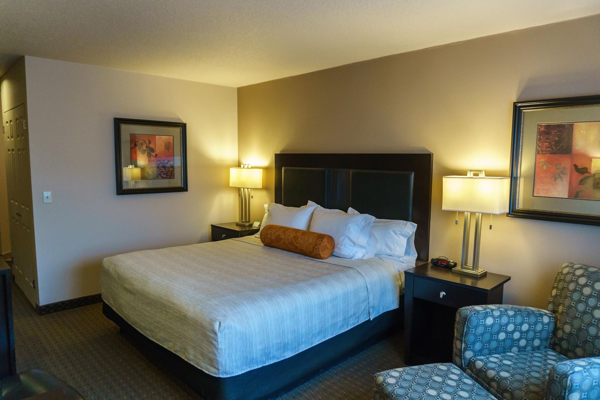 Monarch Hotel & Conference Center Clackamas Exterior photo